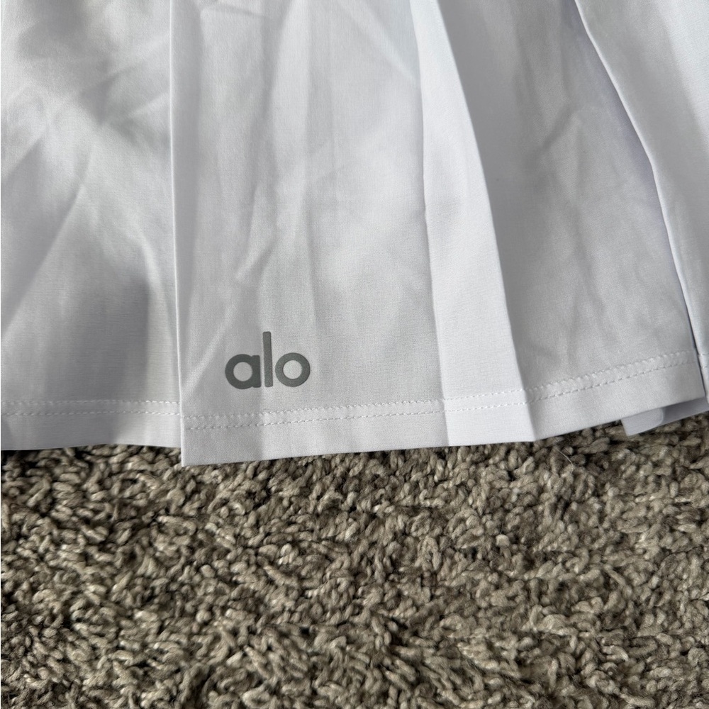 ALO Yoga White Varsity Tennis Skirt - Picture 2 of 10